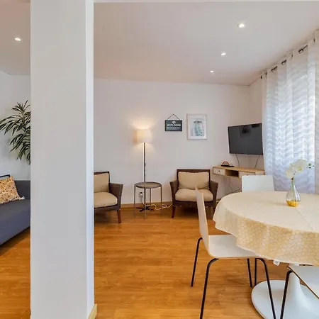 Charroque سيتوبال